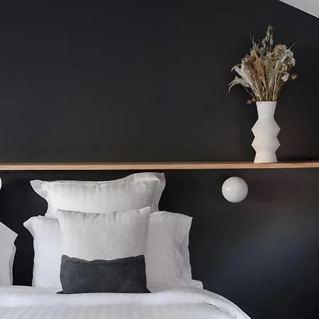La Peniche - Bed And Bicycle -